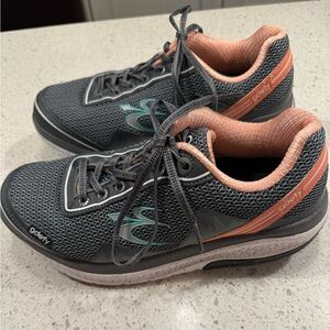 Gravity Defyer Grey Athletic Sneakers with Coral Accents
